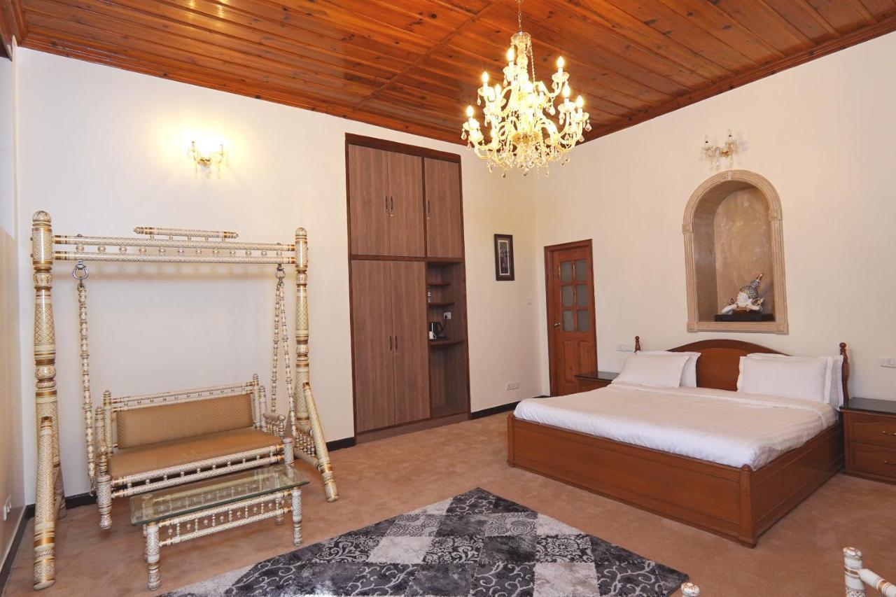 The Edgeworth Bed and Breakfast Shimla Exteriör bild