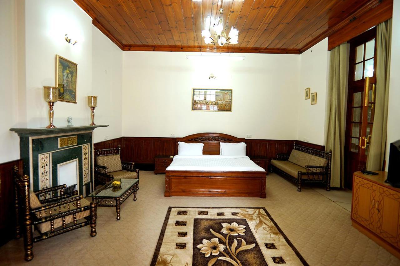 The Edgeworth Bed and Breakfast Shimla Exteriör bild